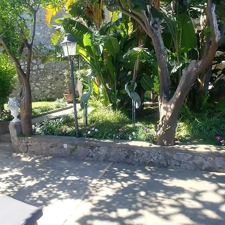 Casa Gaia Pensión 3*